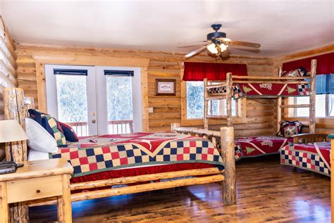 Cabin 7 | Half Moon Lake Lodge