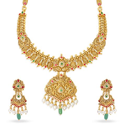 Graceful Gold Antique Finish Necklace Set