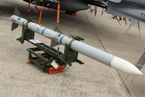 USA - AIM-120 AMRAAM : Air to Air Missiles (AAM)