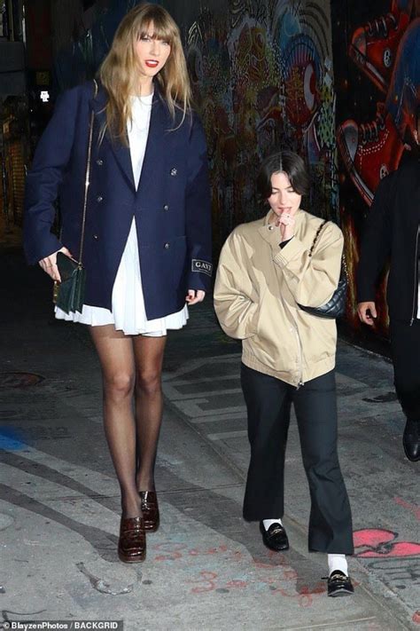 Tall Taylor Swift by tallBabes on DeviantArt