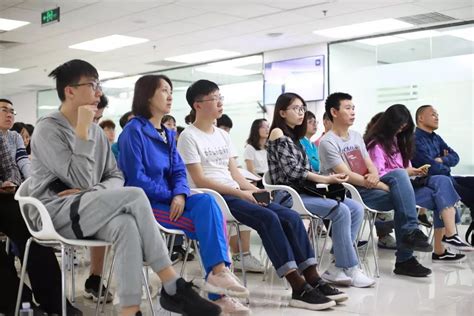 甘肃省首次外国留学生志愿献血活动在西北师大举行_央广网