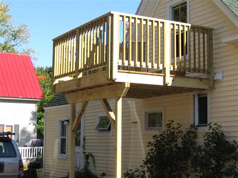 Simple Second Story Decks