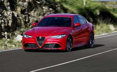 Alfa Romeo Giulia Quadrifoglio Specs, Performance & Photos - autoevolution