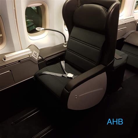 Qantas 747 Business Class 的图像结果