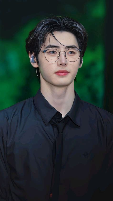 Pin by Alien Superstar on Sunghoon | Boyfriend pictures, Sung hoon ...