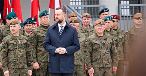 Otwarcie koszar WOT w Limanowej. 114 batalion z patronem i nazwą ...