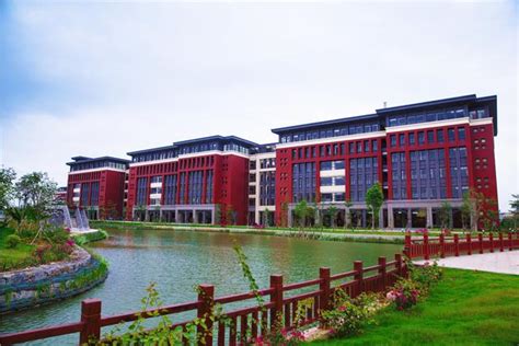广州医科大学和广东医科大学，仅一字之差，哪所学校更有实力
