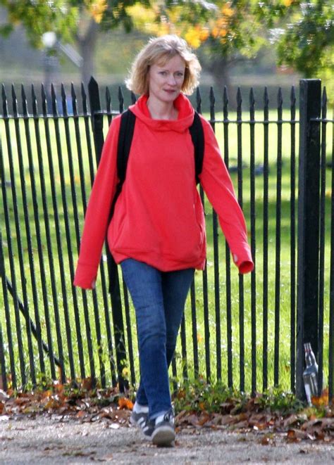 Claire Skinner: Award-Winning British Actress Captivating Audiences ...