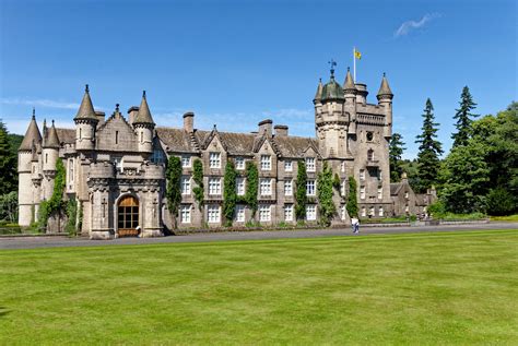 How to visit Balmoral Castle: Transport and tickets to royal Scottish ...
