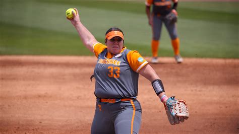 Who is Payton Gottshall? Tennessee softball pitcher is one of the NCAA ...