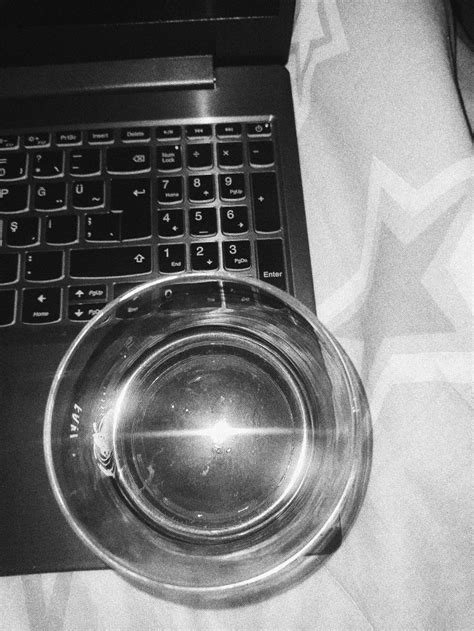 Fake Laptop 的图像结果