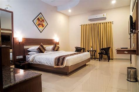 WHITE MUSHROOM HOTEL - ADMIRE INN (Balicha) - Hotel Reviews & Photos ...