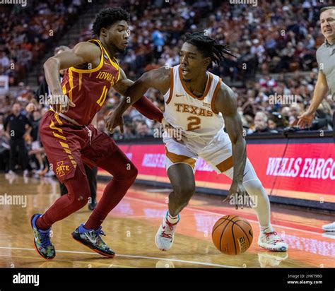 Center. 05th Feb, 2022. Marcus Carr #2 of the #23 Texas Longhorns in ...