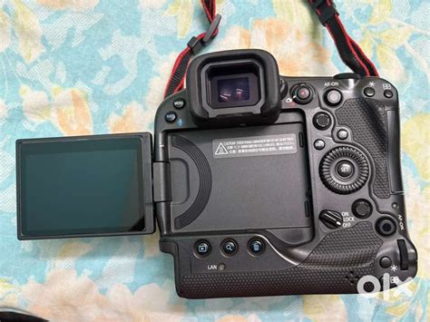 EOS Canon R3 - Cameras & Lenses - 1820720845