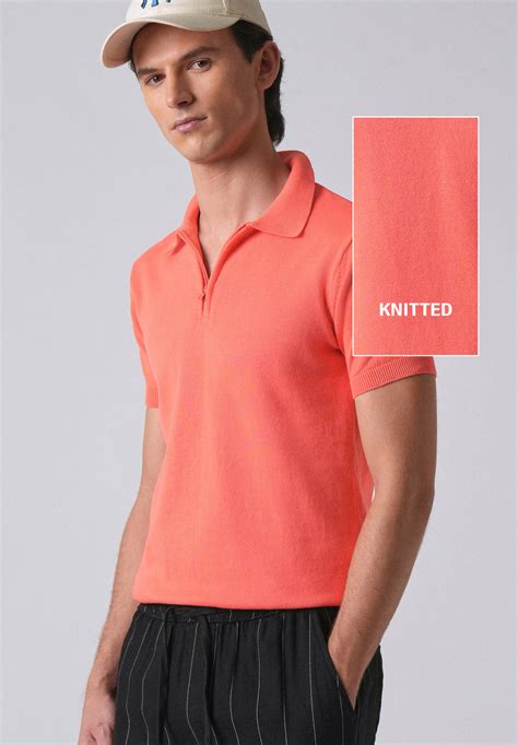 Buy Stylish Polo T-Shirts for Men Online | Banana Club