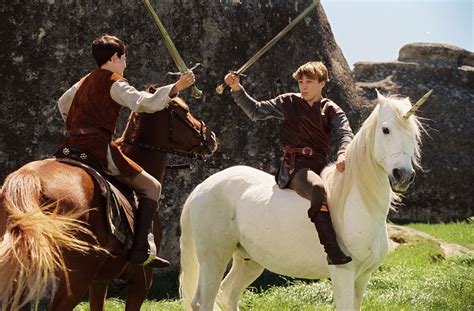 The Chronicles of Narnia: The Lion, the Witch and the Wardrobe Cast and ...