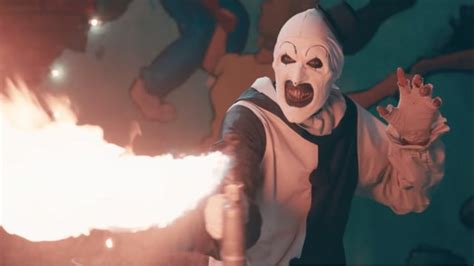 Los actores de Terrifier 3 nos revelan cómo se prepararon para soportar ...