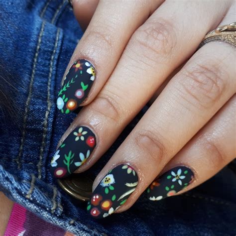 Pin by PAIGEFOX on Nails in 2024 | Botanic nails, Black toe nails, Dream nails