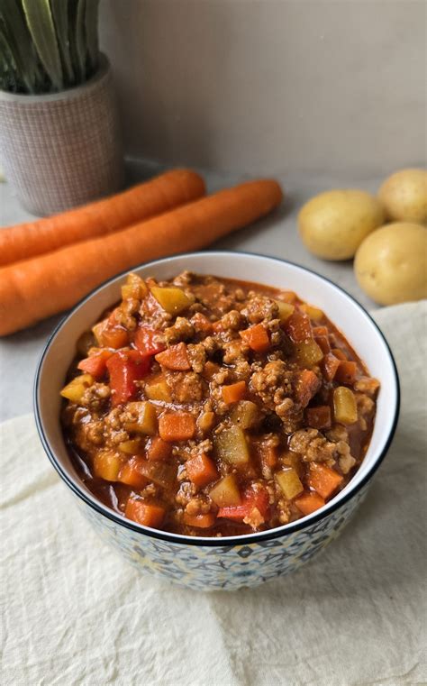 Easy Picadillo Recipe (Filipino Style, Saucy and Sweet!) – Tasty Diaries