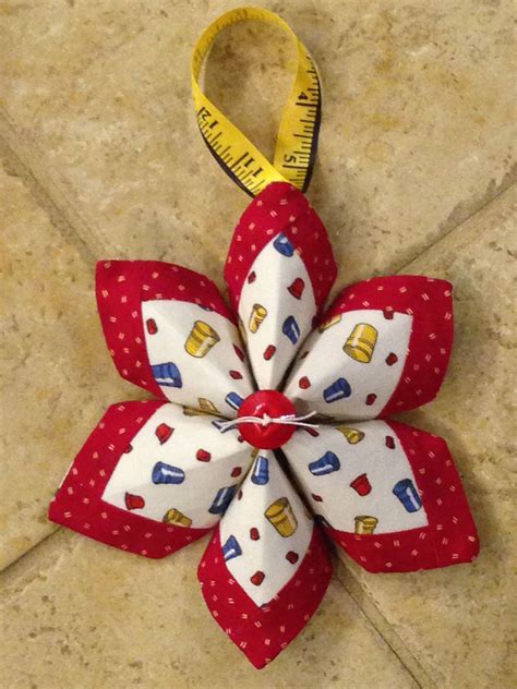 homemade quilted christmas ornaments
