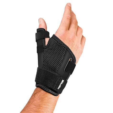 Mua MUELLER Sports Medicine Adjust-to-Fit Thumb Stabilizer, Spica ...