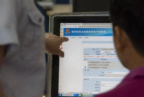 重庆警方摧毁一特大网络贷款诈骗集团 涉案2亿_社会_中国小康网