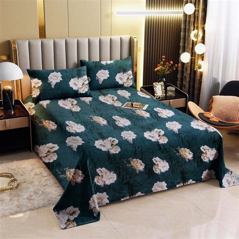 Cloth Fusion 190 TC Warm Winter Bedsheet for Double Bed King Size with ...