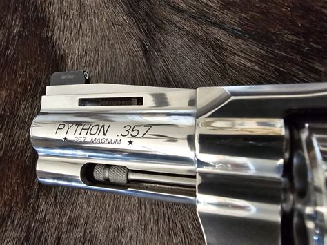 Colt Combat Python 的图像结果