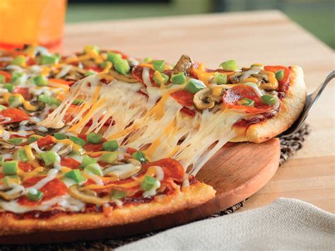 Domino's adds salad to menu - Business Insider