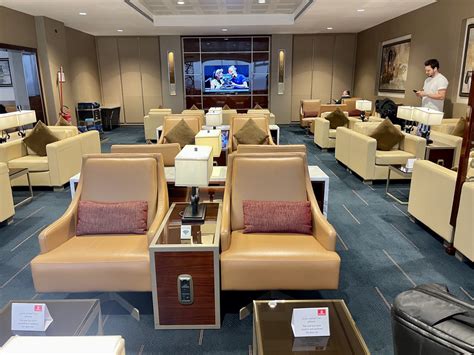 Emirates chiude la lounge di Milano Malpensa - The Flight Club