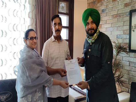Punjab Congress appoints former DGP Mohammad Mustafa as Sidhu's ...