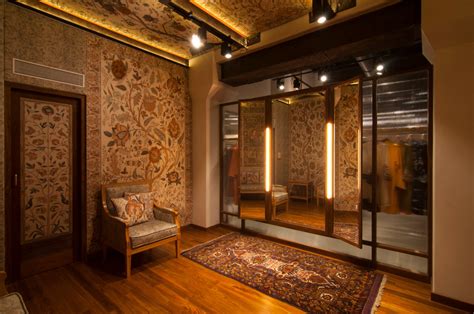 6 times Indian designers turned heritage buildings into fabulous stores ...