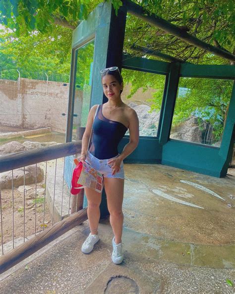 Andrea Paz (@andreajpp1) • Instagram photos and videos