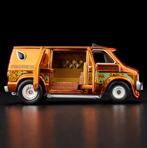 Hot Wheels RLC Exclusive ‘70s Dodge Tradesman Van – DiecastYard