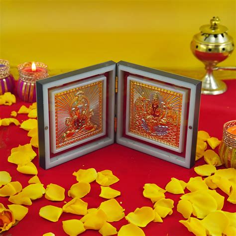PujaNPujari Gold Plated Lakshmi and Ganesh Photo Frame with Shubh Labh ...
