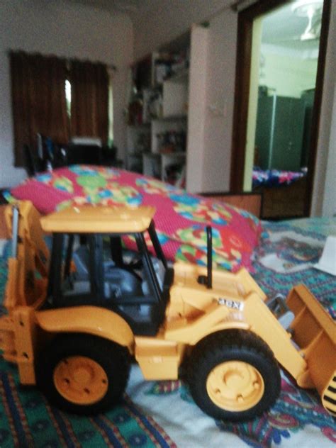 Bruder 2428 JCB 4CX Backhoe Loader Yellow/ Black : Amazon.in: Toys & Games