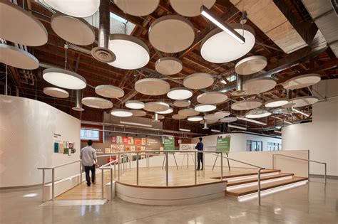 Galeria de Campus de Inovação La Kretz / John Friedman Alice Kimm ...