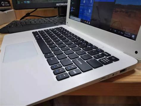 11 Laptop 的图像结果