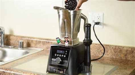 VITAMIX 48OZ STAINLESS STEEL CONTAINER REVIEW — Blending With Henry ...