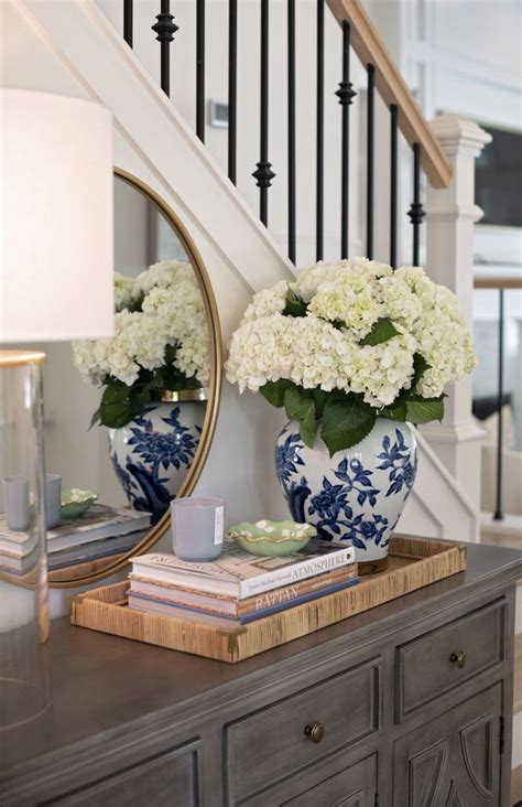 Pin by Kim Martin on decorating | Home interior design, Entryway table ...