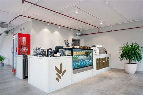 EMIRATES SPORTS HOTEL APARTMENTS (Dubai) - Hotel Reviews & Photos ...