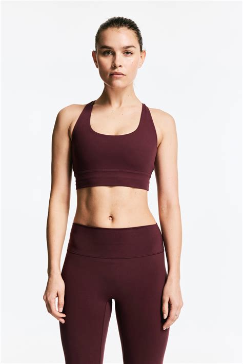 Medium Support Sports bra with SoftMove™ - Light burgundy - Ladies | H&M IN