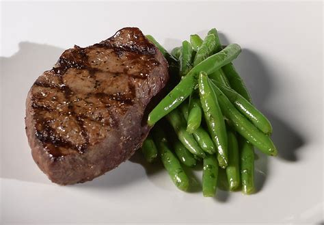 6 Oz Sirloin - Lunch & Dinner Menu - Oceans & Ale