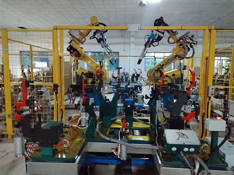 Assembly Line Robotic Spot Welding 的图像结果
