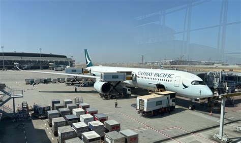 Cathay Pacific Business Class 的图像结果