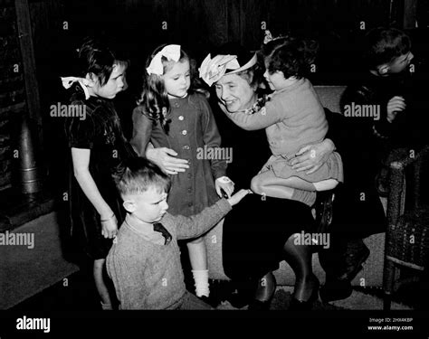 Miss helen keller hi-res stock photography and images - Alamy