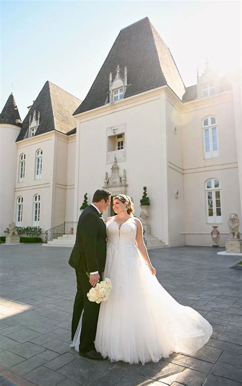 Designer Plus-Size Princess Wedding Dress | Stella York Wedding Dresses