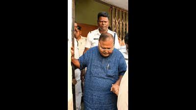 ED questions witnesses in SSC case | Kolkata News - The Times of India