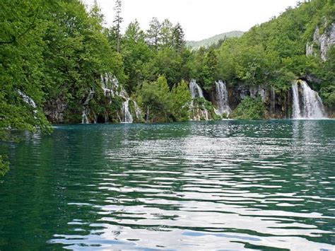 Plitvice Lakes and Rastoke, Small Group Tour from Zagreb