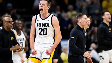 Payton Sandfort named to 2024-25 preseason All-Big Ten team